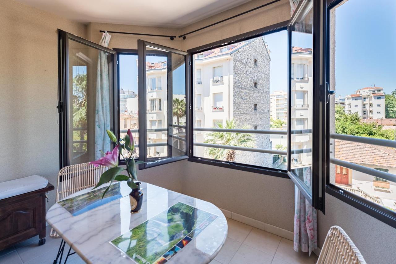 Beau Studio Veranda A Deux Pas De La Mer - Parking Inclus Juan-les-Pins Eksteriør billede