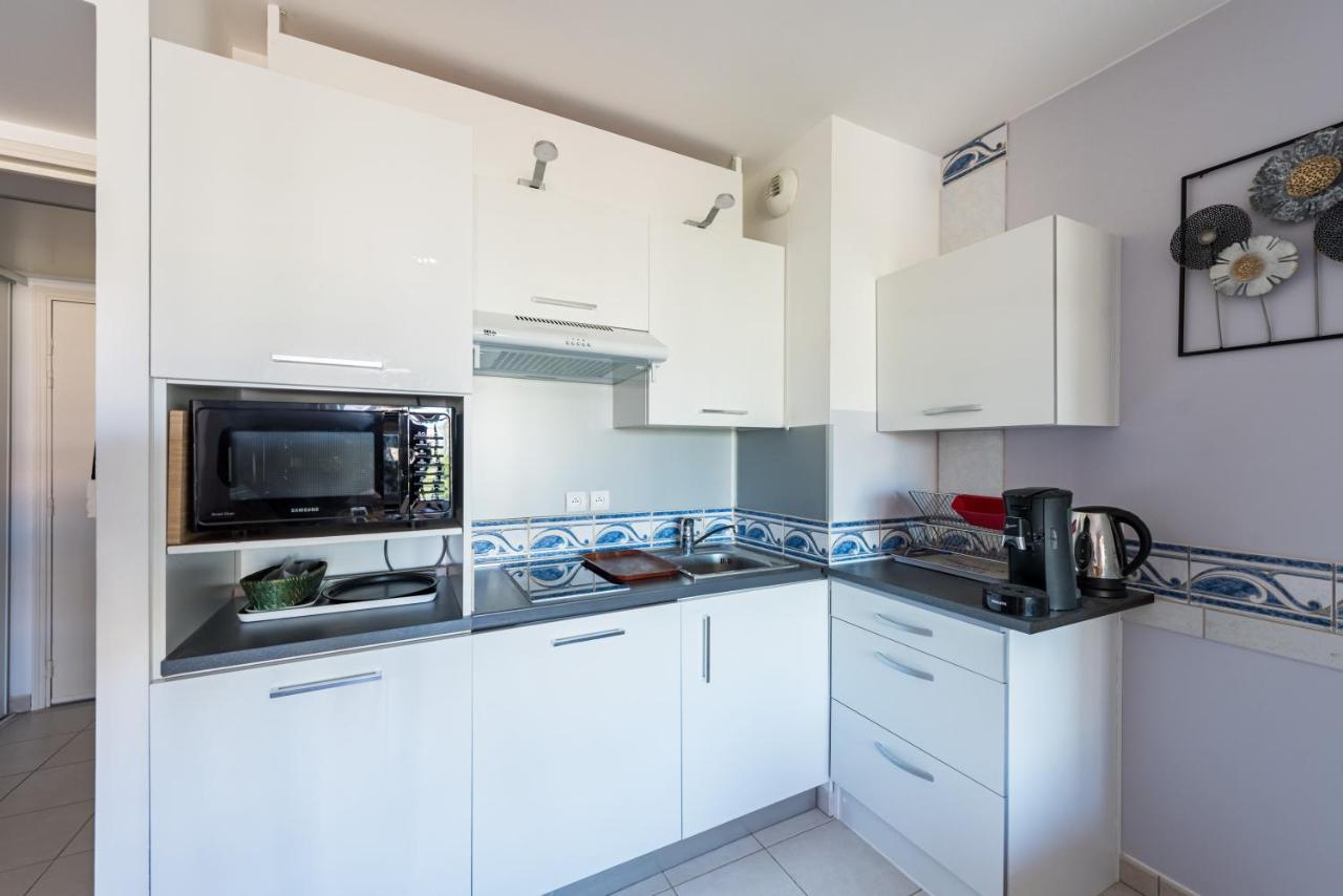 Beau Studio Veranda A Deux Pas De La Mer - Parking Inclus Juan-les-Pins Eksteriør billede